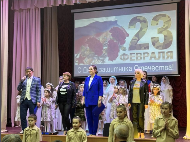 "За Победу! За Наших! За Правду!". "За Победу! За Наших! За Правду!".